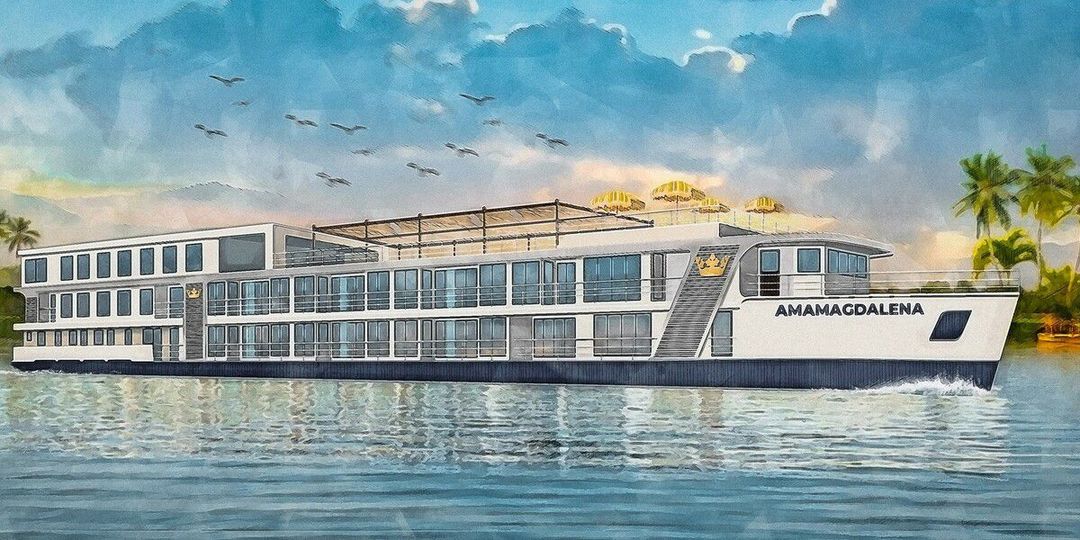 AmaMagdalena sailing through the caribbean