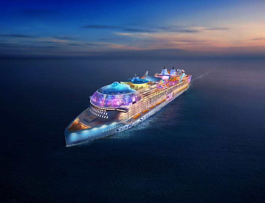 Star of the Seas sailing through the caribbean