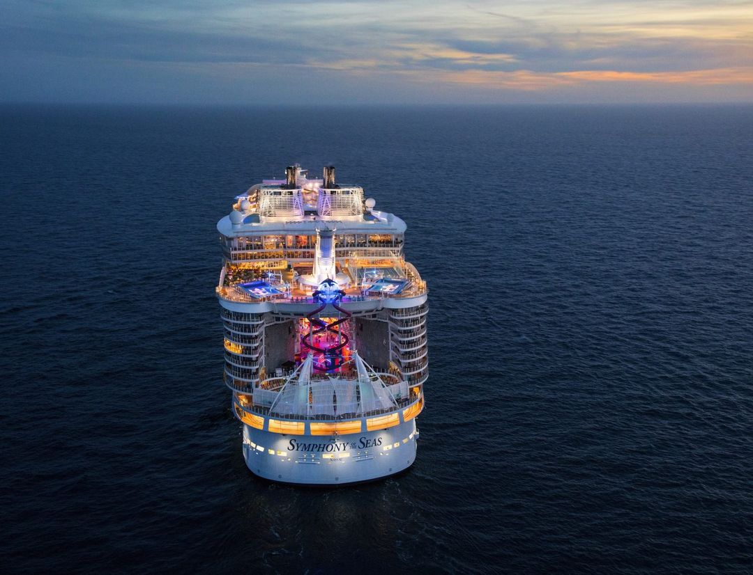 Symphony of the Seas sailing through the caribbean