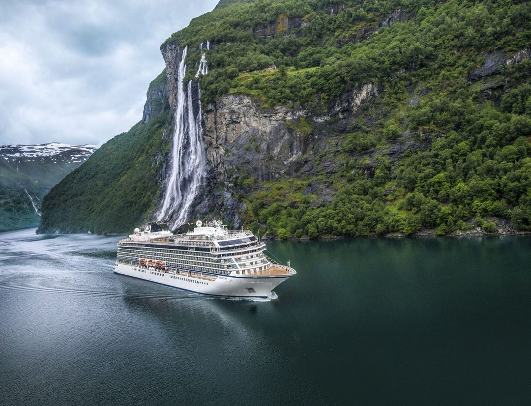 Viking Sky sailing through the caribbean