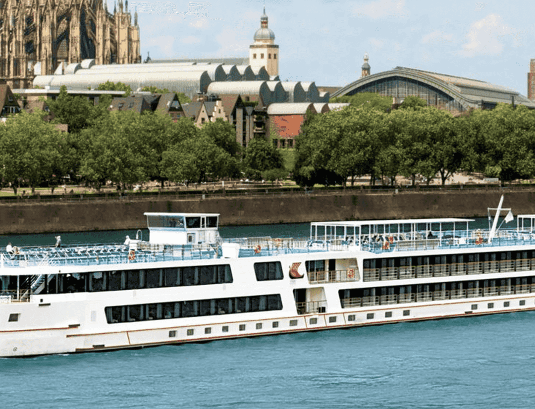 Viking Legend sailing through the caribbean