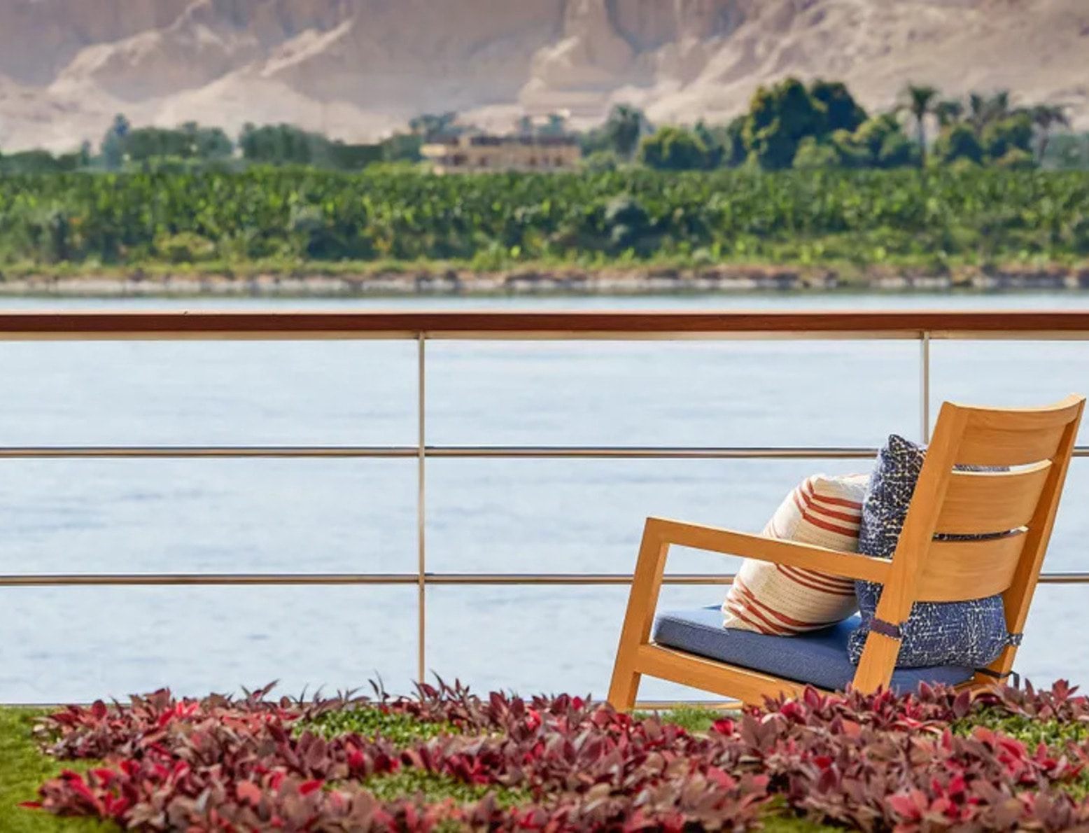 Viking Sobek sailing through the caribbean