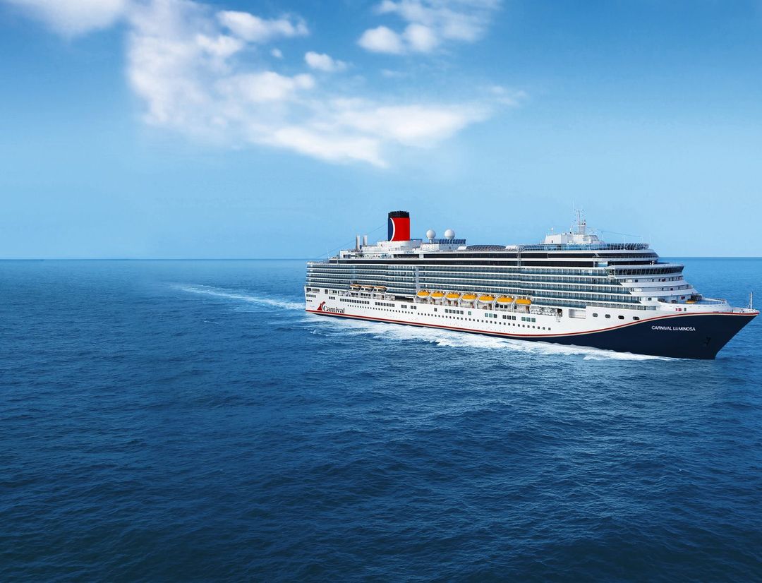 Carnival Luminosa sailing through the caribbean