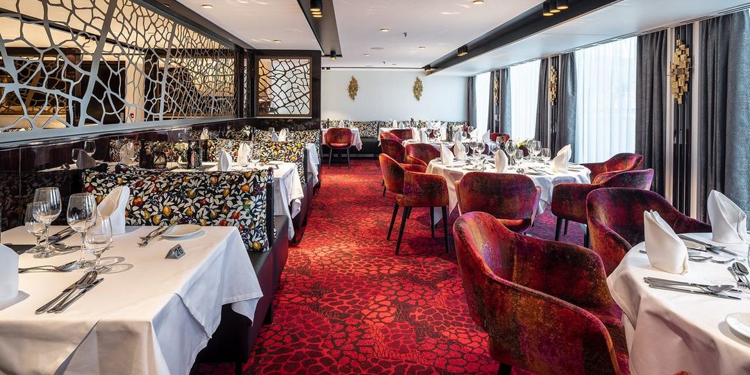 AmaRudi sailing through the caribbean