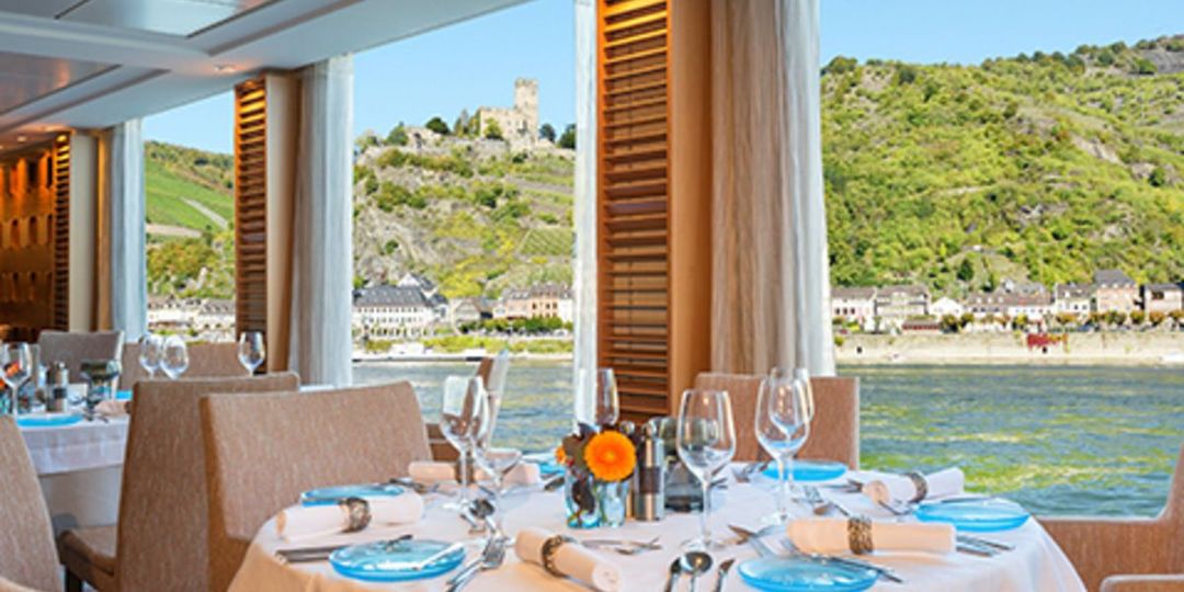 Viking Ran sailing through the caribbean