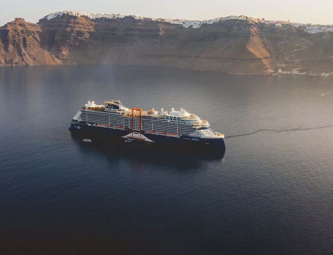 Celebrity Apex