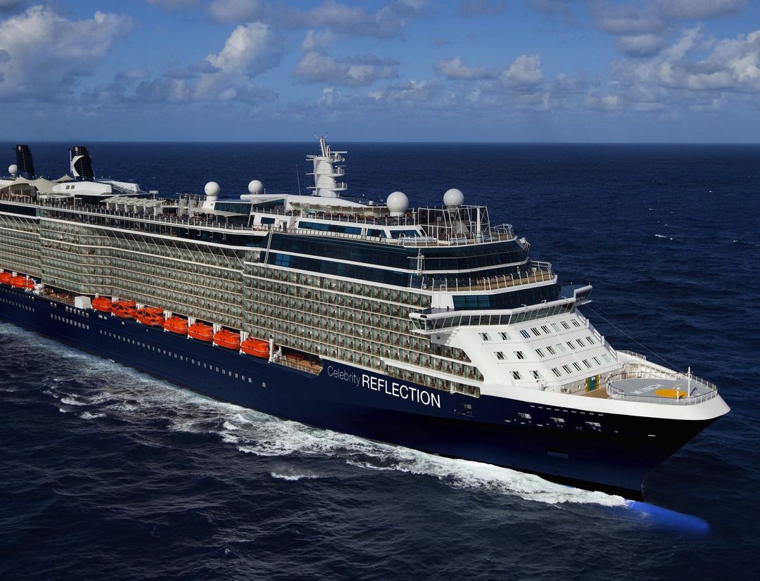 Celebrity Reflection sailing through the caribbean